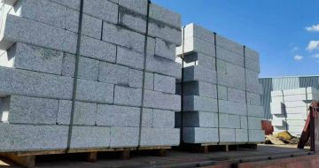 铜陵 路沿石装车出货