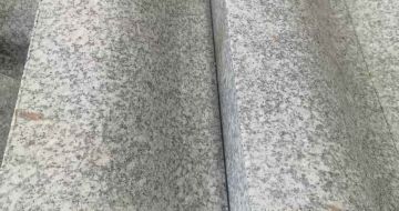 铜陵芙蓉白S型拉丝面路沿石