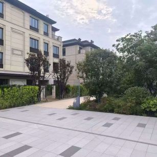 铜陵 芝麻白与芝麻白搭配铺装，尺寸1200*600