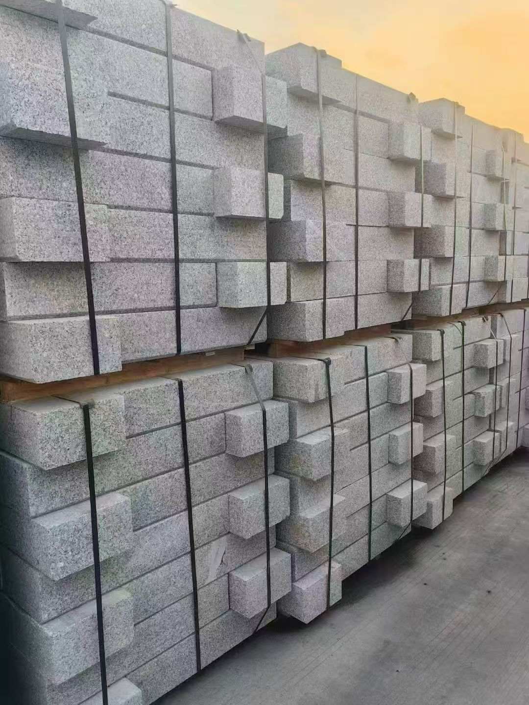 铜陵 芝麻白路沿石